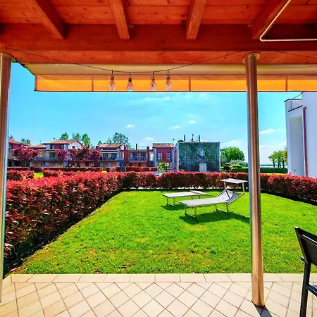 Sg Luxury - Crystal Bay Кастельнуово-дель-Гарда